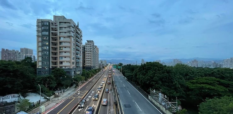 sector 22d yamuna expressway authority flats